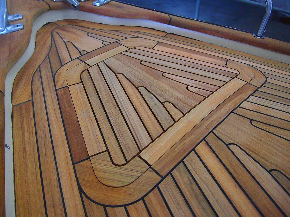 Najad 360 Teakdeck – Mobilerbootsbau