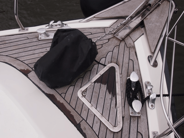 Neptunus 430 Teakdeck – Mobilerbootsbau