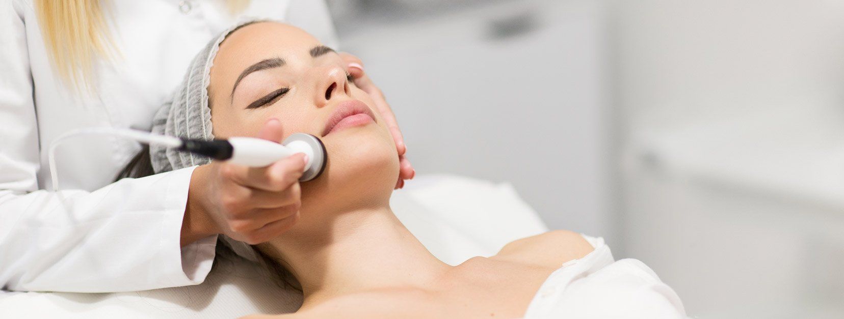 Microlifting im Wellness- und Kosmetikstudio Sylvia Manninga