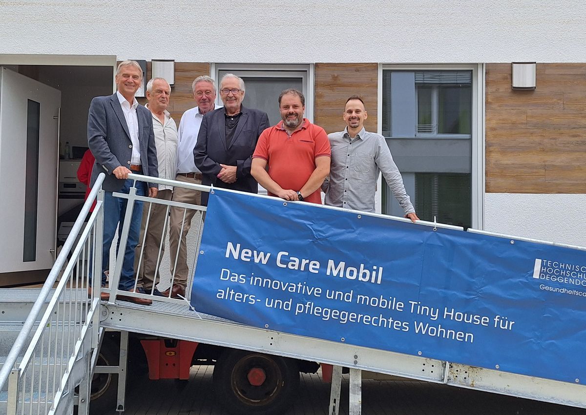 „Austragsheisl 2.0“ – Das New Care Mobil macht Station am Klinikum Ingolstadt