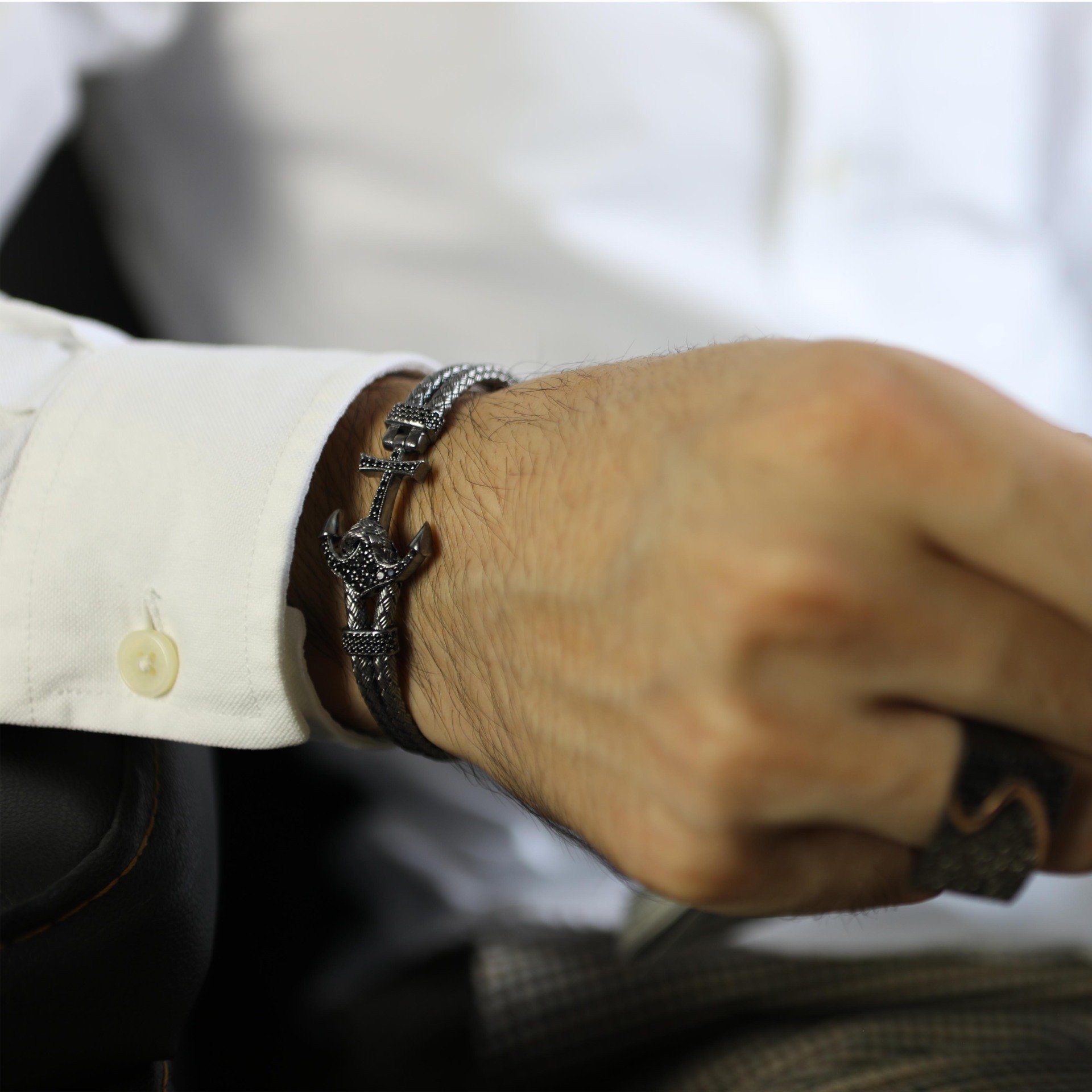 Ringe, Edelsteinringe, Armbänder, Armreife, Halsketten, Kettenanhänger und Ohrringe - Silber