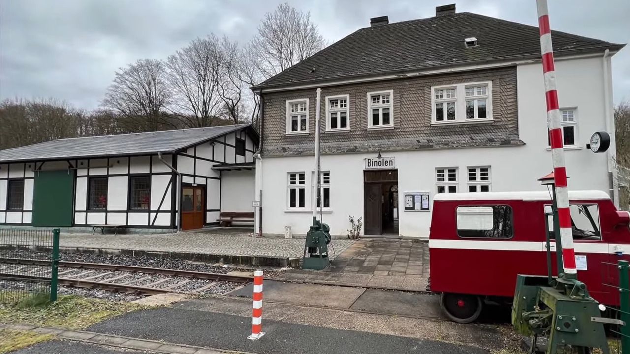 Vereinsgebäude Eisenbahnfreunde Hönnetal e.V. Vereinsgebäude Eisenbahnfreunde Hönnetal e.V.