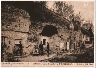 L'ECHENEAU AVANT .... le quartier de l'écheneau à Vouvray habitations troglodytiques