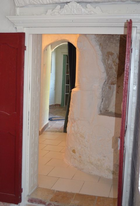 De l'Enchanteur vers le Tranquille Passage entre les deux troglos-gîtes