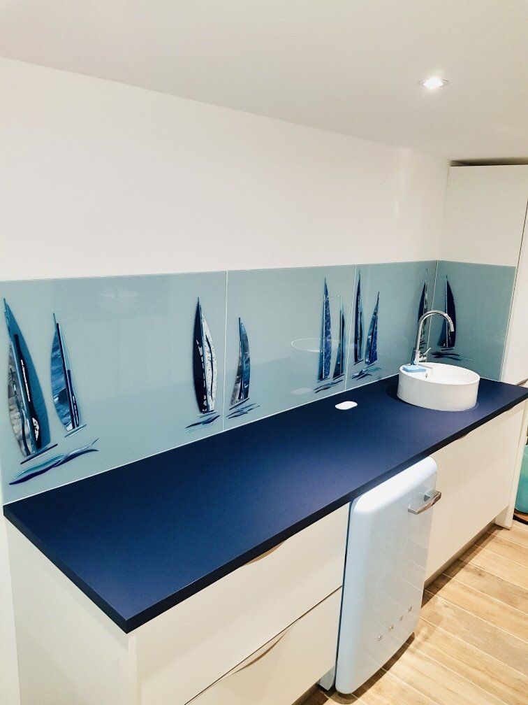 Crédence en verre fusing par artisan verrier Aubagne