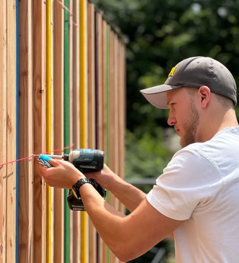 Ein Arbeiter von Grübbel beim arbeiten