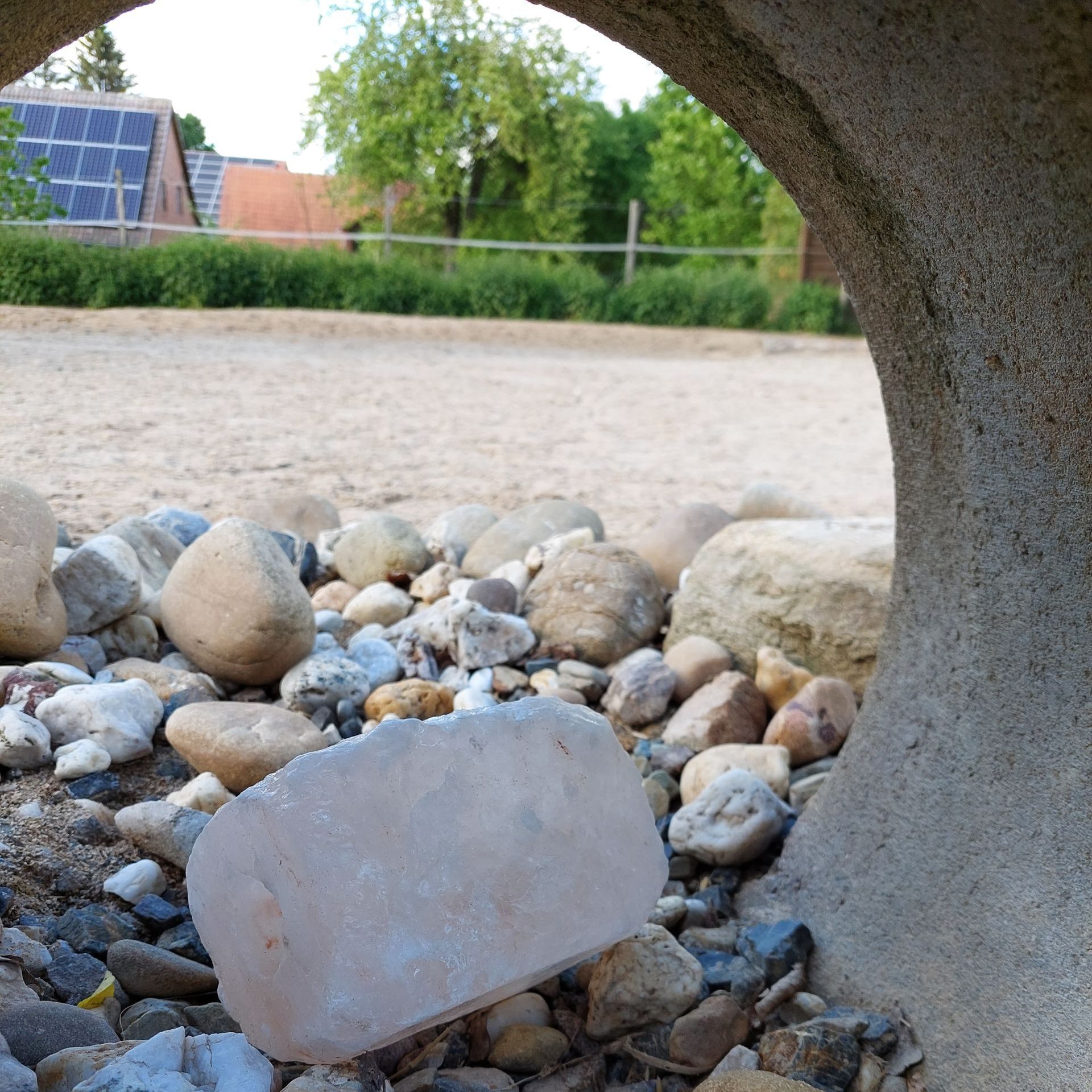 Salz Offenstall Paddocktrail Bewegungsstall Aktivstall