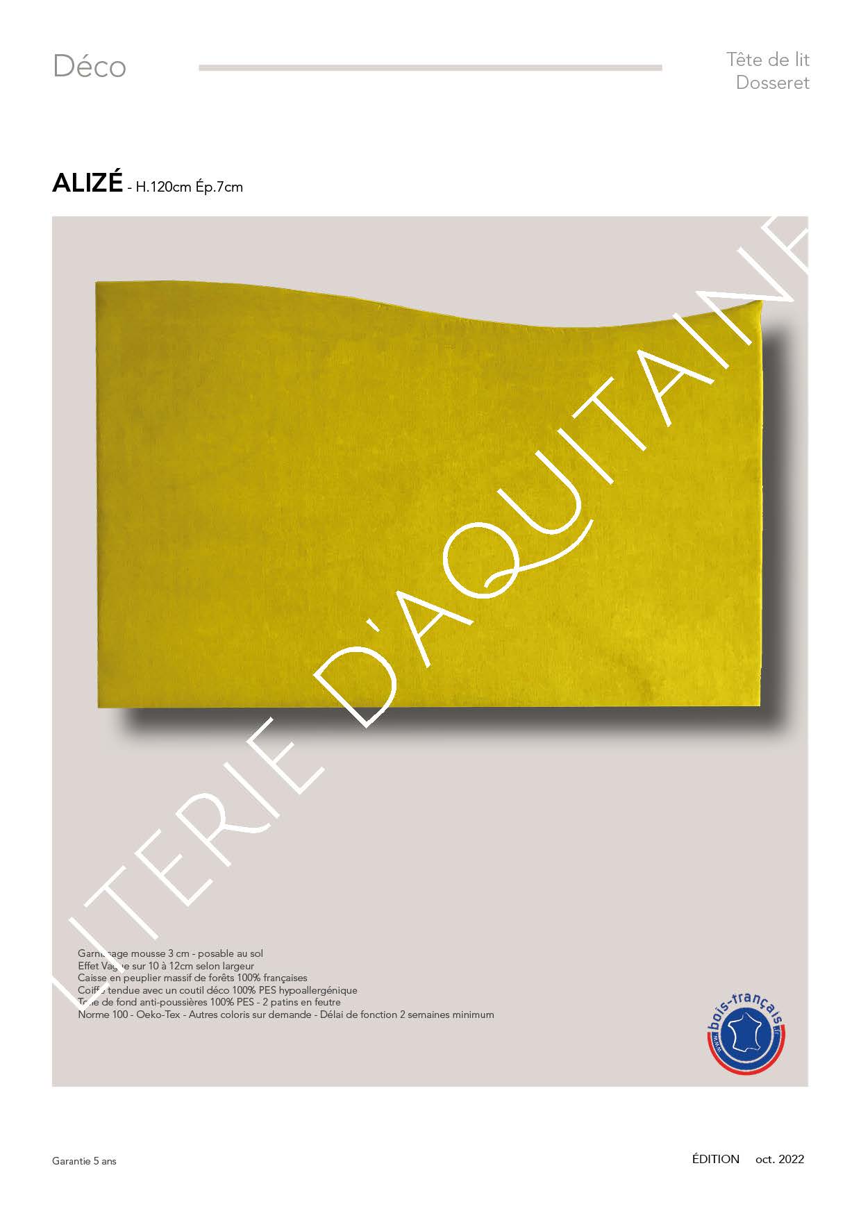 Garnissage mousse 1 cm - posable au sol Effet Vague sur 10 à 12cm selon largeur Caisse en peuplier massif de forêts 100% françaises Coiffe tendue avec un coutil déco 100% PES hypoallergénique Toile de fond anti-poussières 100% PES Norme 100 - Oeko-Tex - Autres coloris sur demande - Délai de fonction 2 semaines minimum