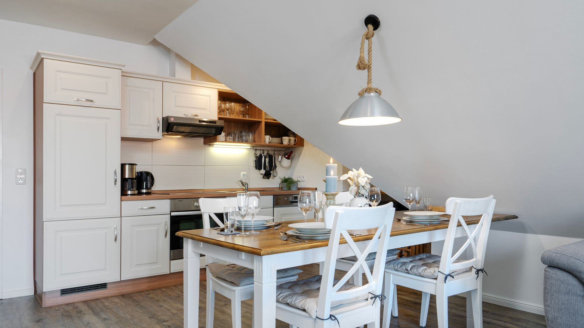 Fewo Lotsenbude - 5 P. - Blick in die Küche