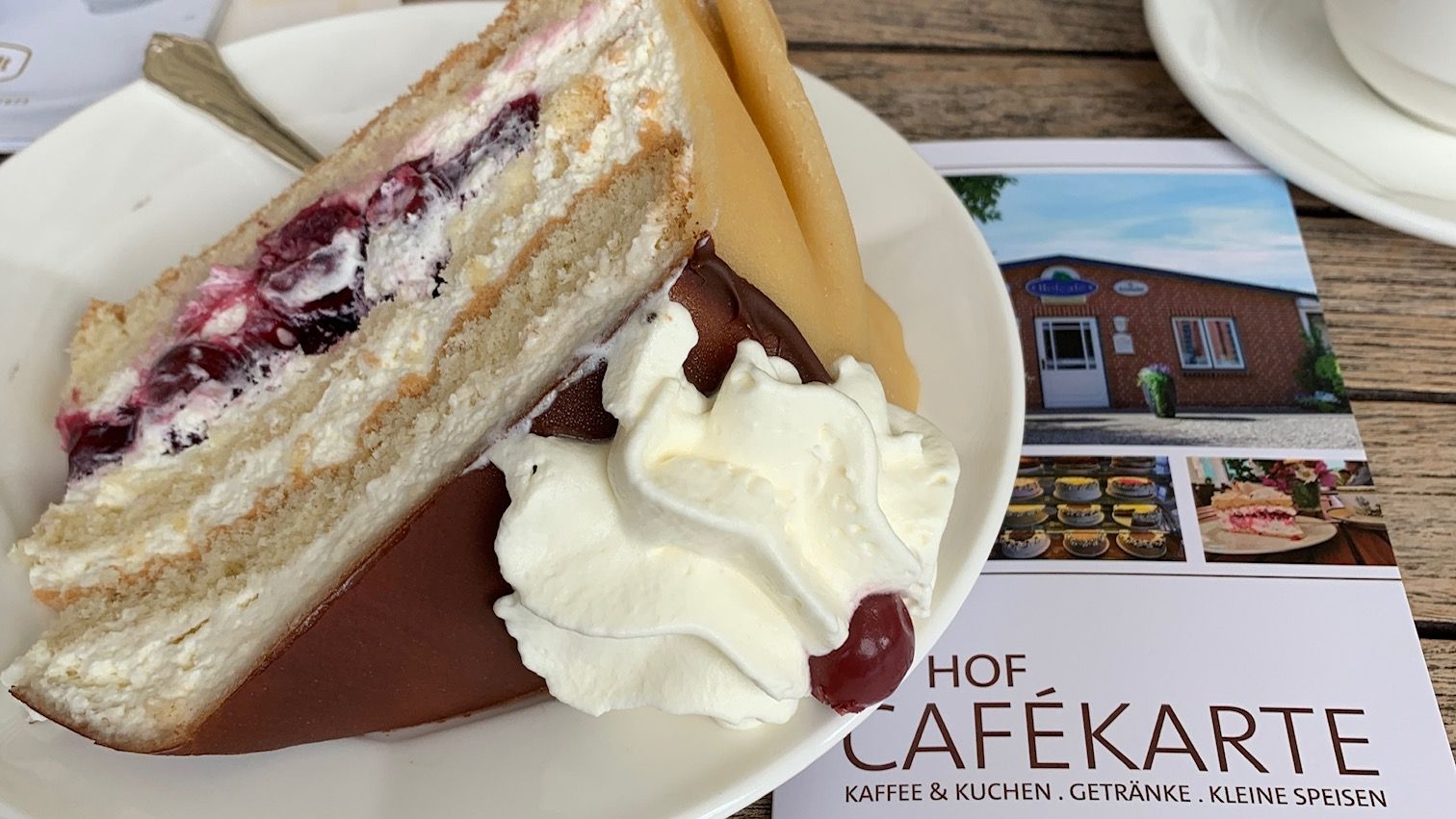 Leckeren Kuchen aus einem Cafe auf Fehmarn