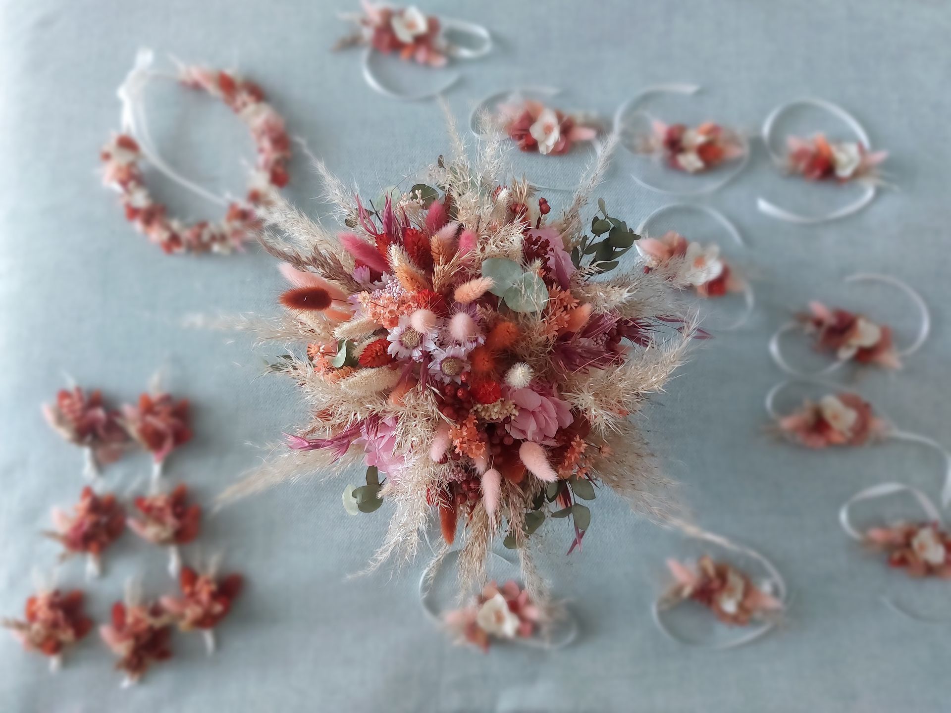Ensemble en fleurs séchées pour mariage