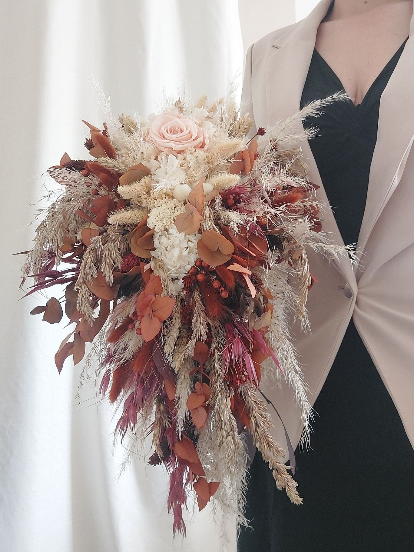 Bouquet de mariée en cascade