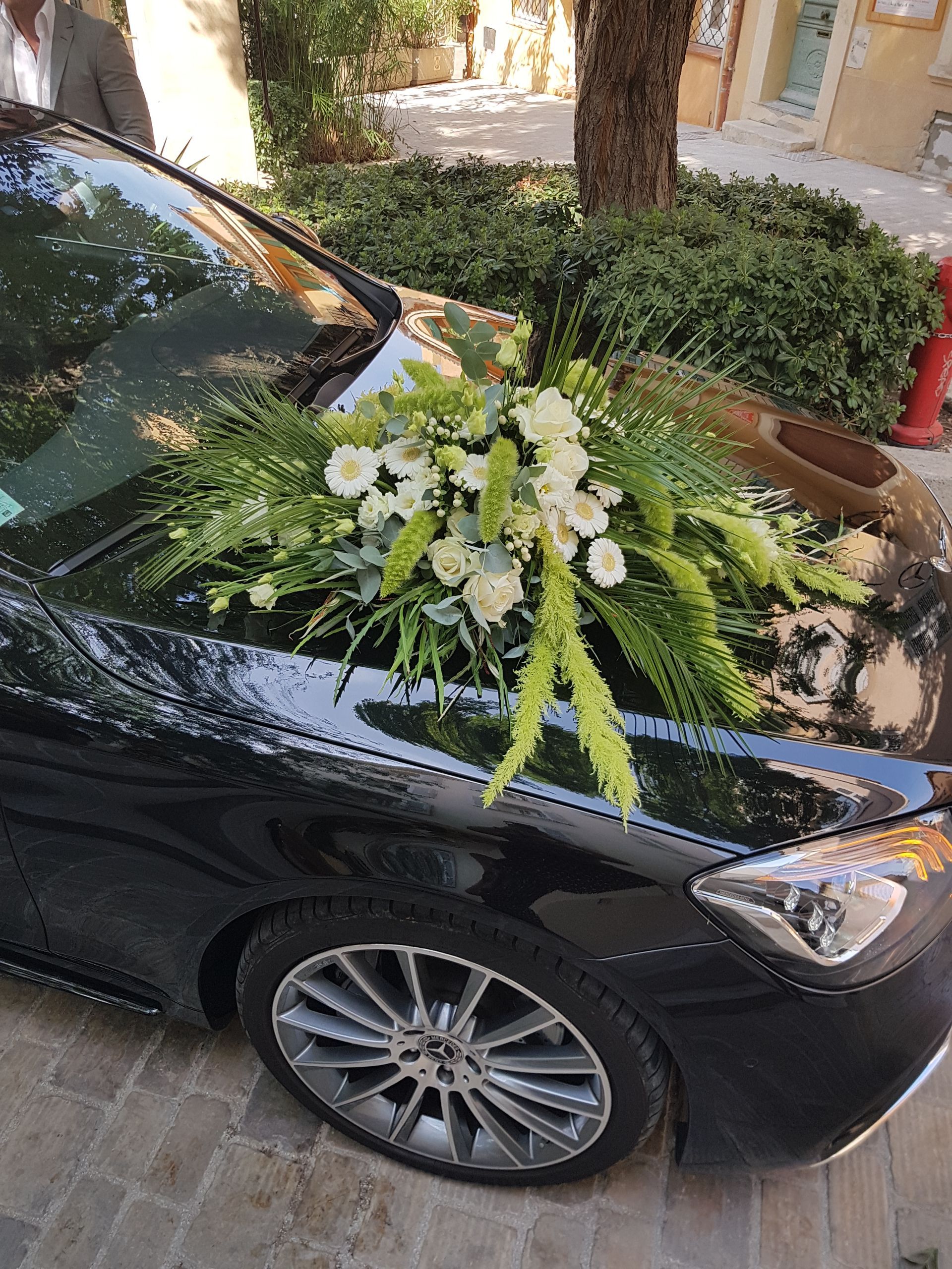 Décoration de voiture de mariage