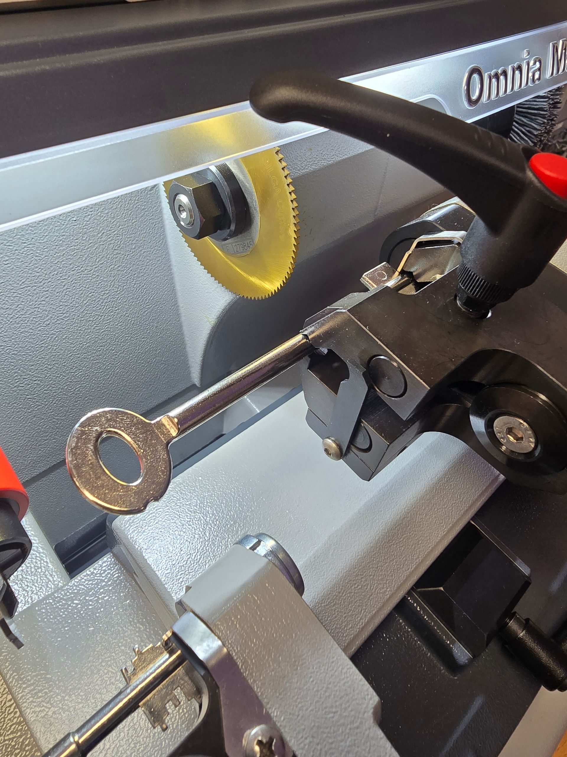 Tresorschlüsselherstellung auf der Silca Omnia