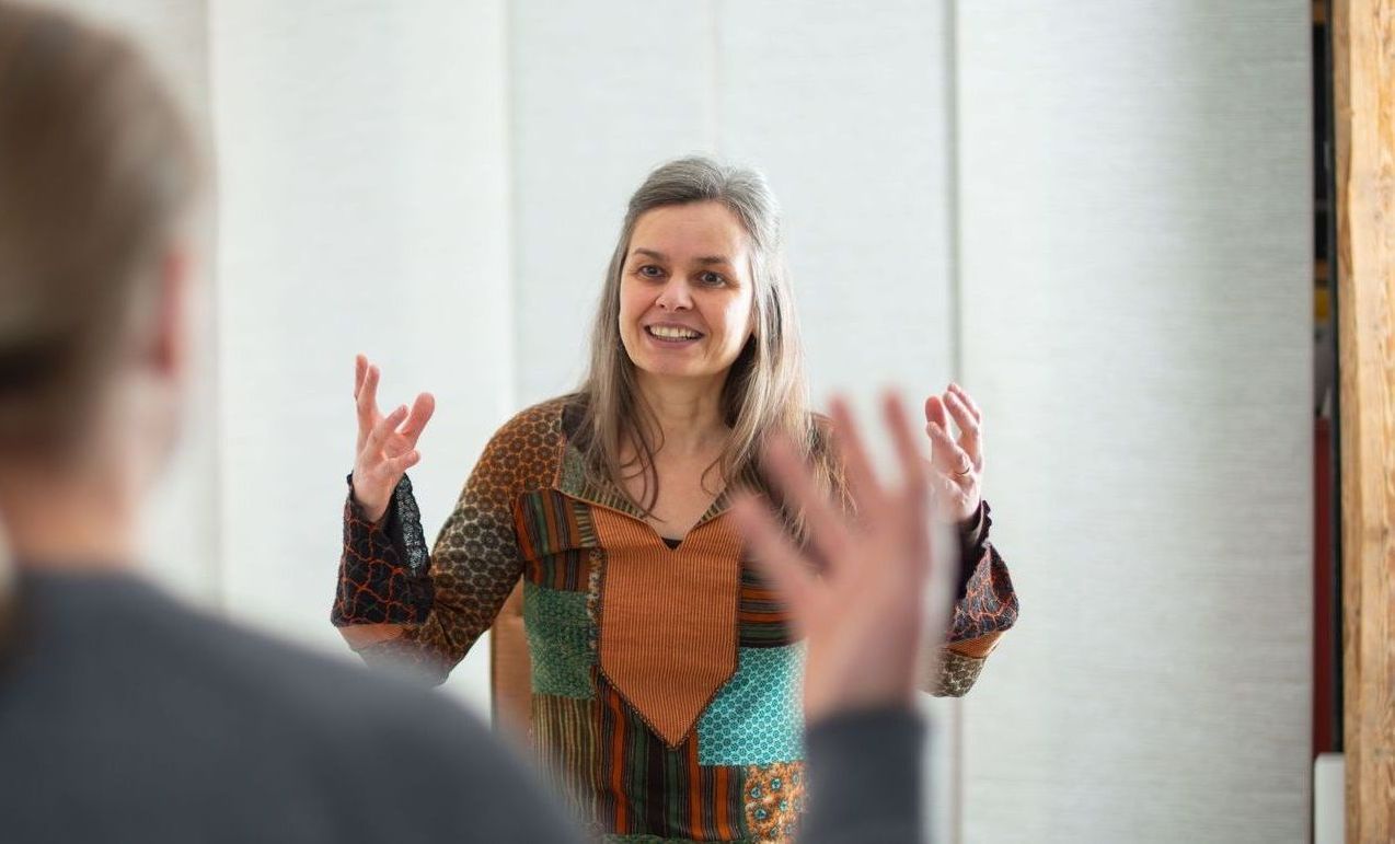 Freiraumpraxis, Focusing in Insy, Sabine Höhn, Tanztherapie,