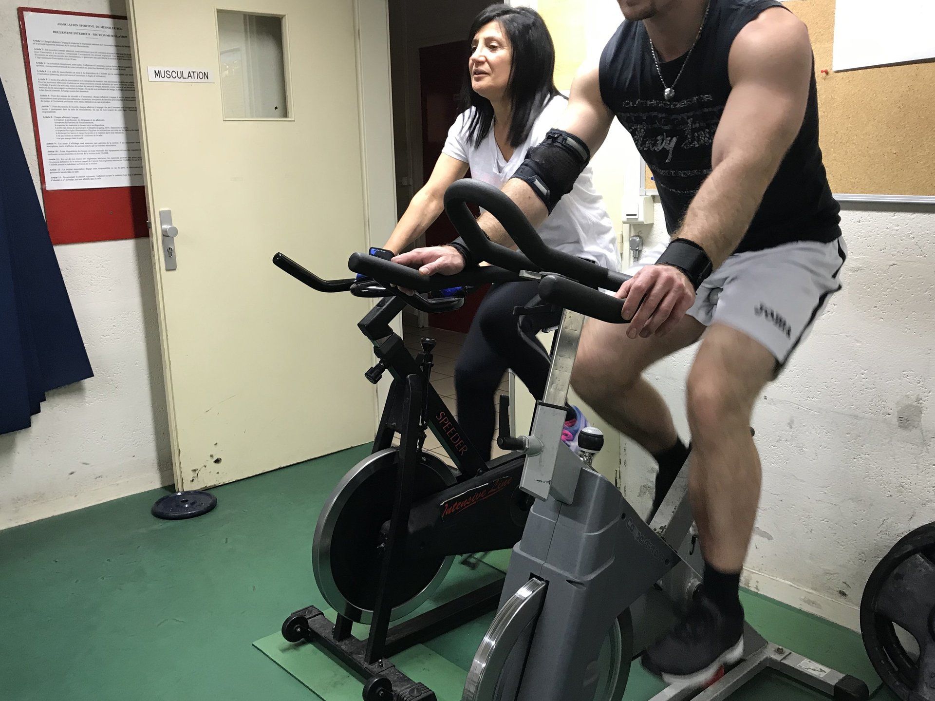 association sportive du mesnil le roi, asmr musculation