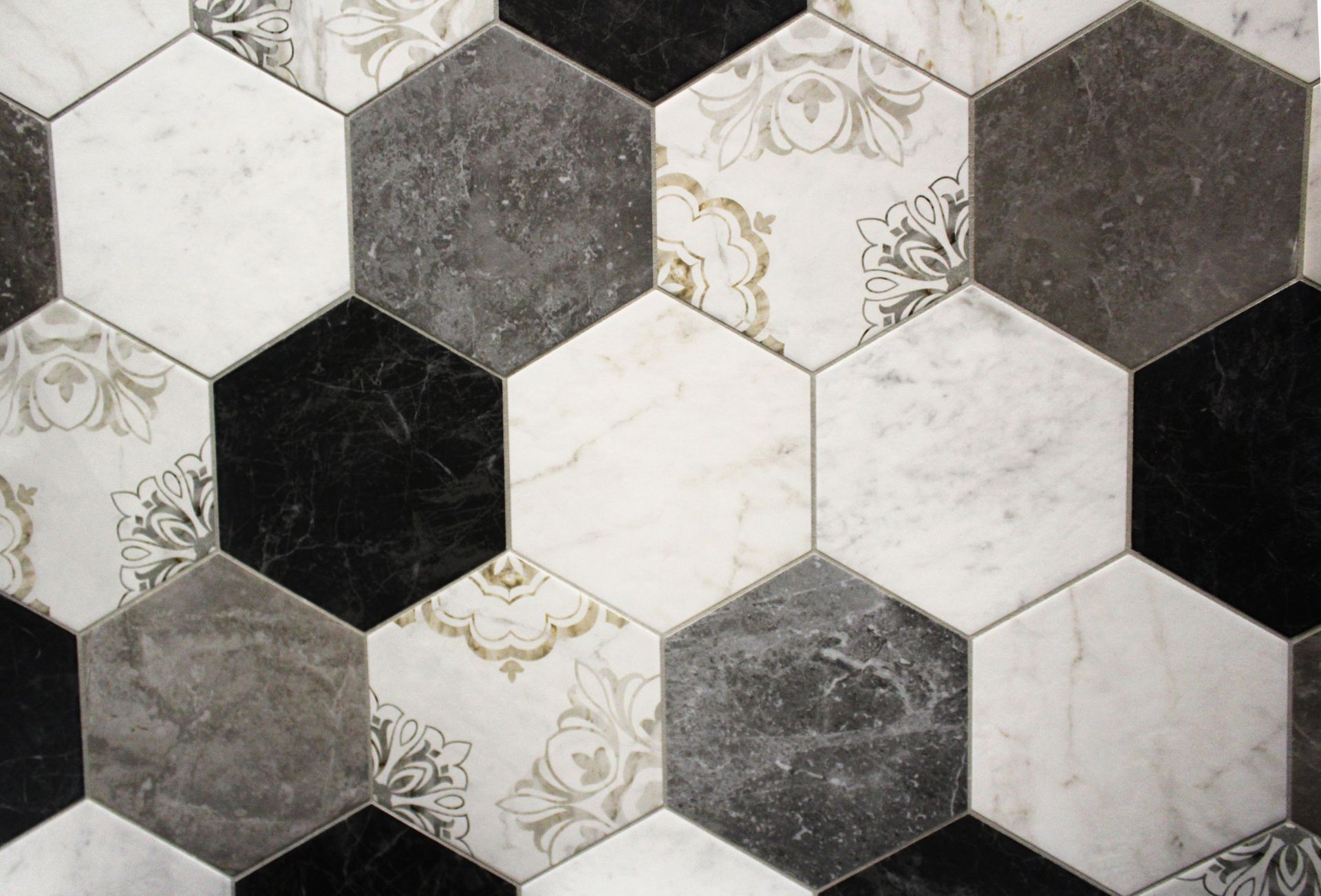 Kachelfliese schwarz - Wabenoptik