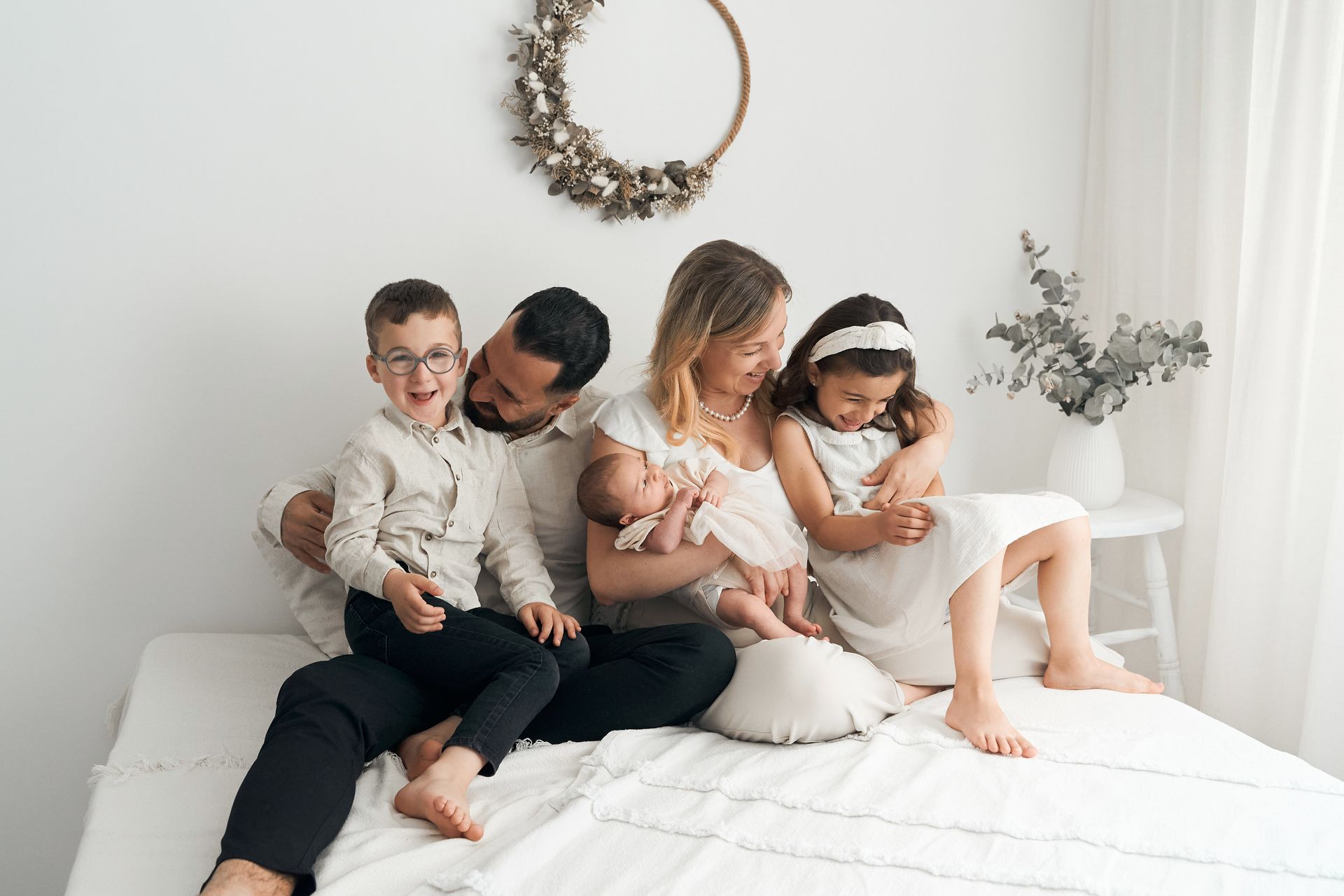 Familienfotografin Hohenlohe-Künzelsau - natürliche Familienfotos mit echtem Lachen