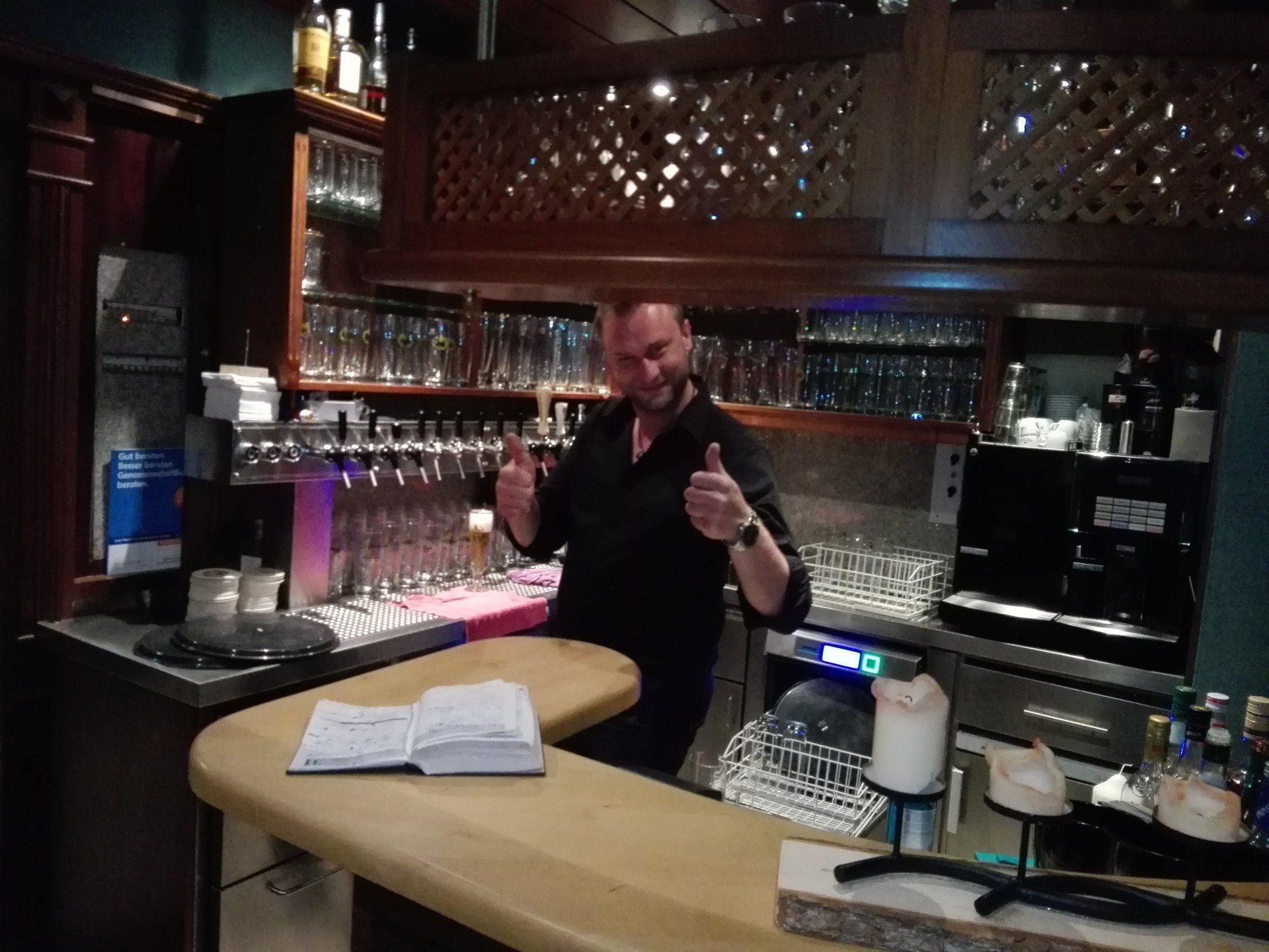 Unser Wirt, im Grünen Baum..