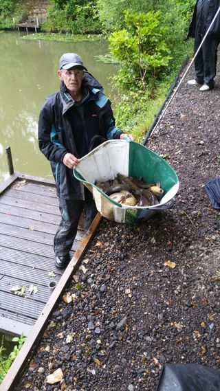 Tony Day with his Right Lake winning weight