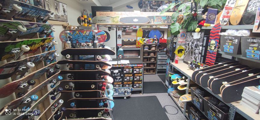 Skateshop und Online-Shop in Rhauderfehn, Ostfriesland. Anrufen, Termin machen, vorbeikommen.