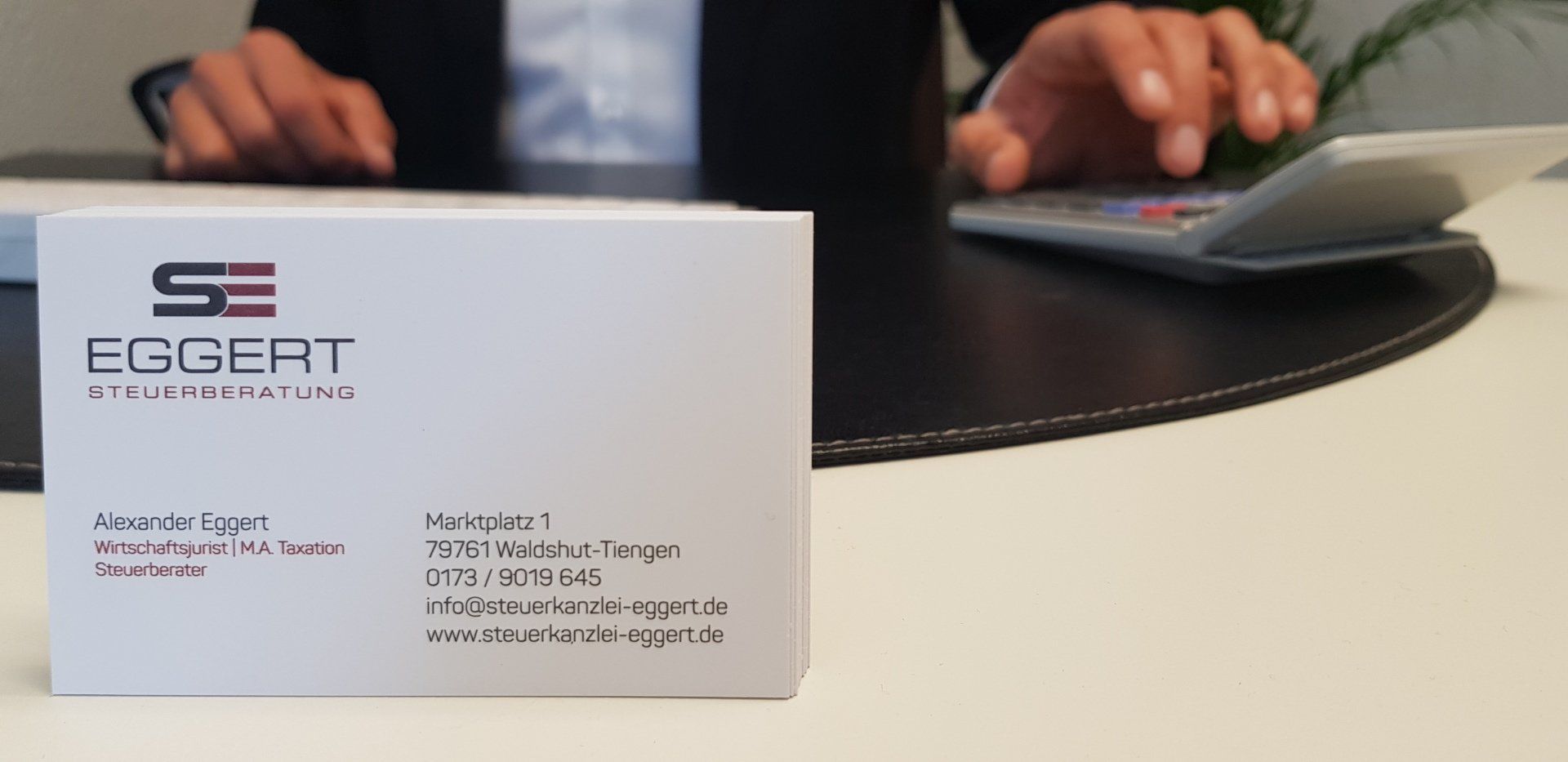 Steuerberater Eggert, Steuerberater Tiengen, Steuerberater Waldshut, Steuerberater Waldshut-Tiengen, Betriebliche Steuererklärung, Private Steuererklärung, Grenzgänger, Einkommensteuererklärung, Buchhaltung, Lohnbuchhaltung, Existenzgründung, Alexander Eggert Steuer, Existenzgründung Waldshut, Waldshut Bürgermeister, Waldshut Steuerberater, Steuerberater Waldshut-Tiengen, Steuerberater Lauchringen, Steuerberater Säckingen, Steuerberater Grenzgänger, Steuerberater schweizer Steuerrecht, Internationales Steuerrecht, Umsatzsteuervoranmeldung Waldshut, Umsatzsteuervoranmeldung Lauchringen, Umsatzsteuererklärung Waldshut-Tiengen, Jahresabschluss Waldshut-Tiengen, Jahresabschluss Tiengen, Lauchringen, Alexander Eggert, Steuerberatung, Wirtschaftsjurist Alexander Eggert, Master Steuerwissenschaften Alexander Eggert, steuerkanzlei eggert, Steuerkanzlei Tiengen, Steuerkanzlei Waldshut, Steuerkanzlei Lauchringen, Steuerkanzlei Säckingen, Steuerberatung Hochrhein, Wirtschaftsprüfung Tiengen, Wirtschaftsprüfung Lauchringen, Steuererklärung Rentner Tiengen, Einkommensteuer, Vermietung und Verpachtung Tiengen, GmbH, OHG, KG, Lauchringen, Tiengen, Waldshut, Kadelburg, Finanzamt Tiengen, Finanzamt Waldshut-Tiengen,