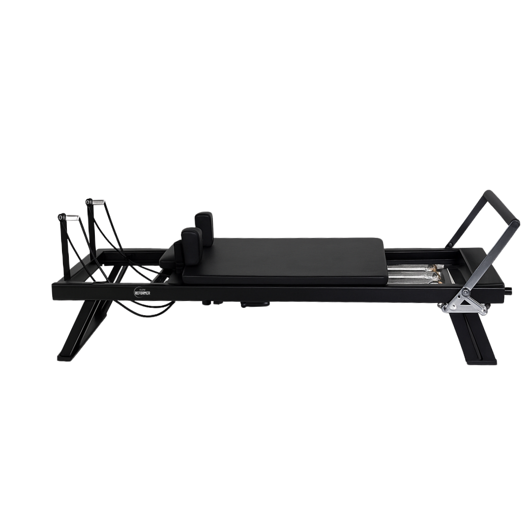 Photo d'un reformer pliable pour pratiquer à la maison