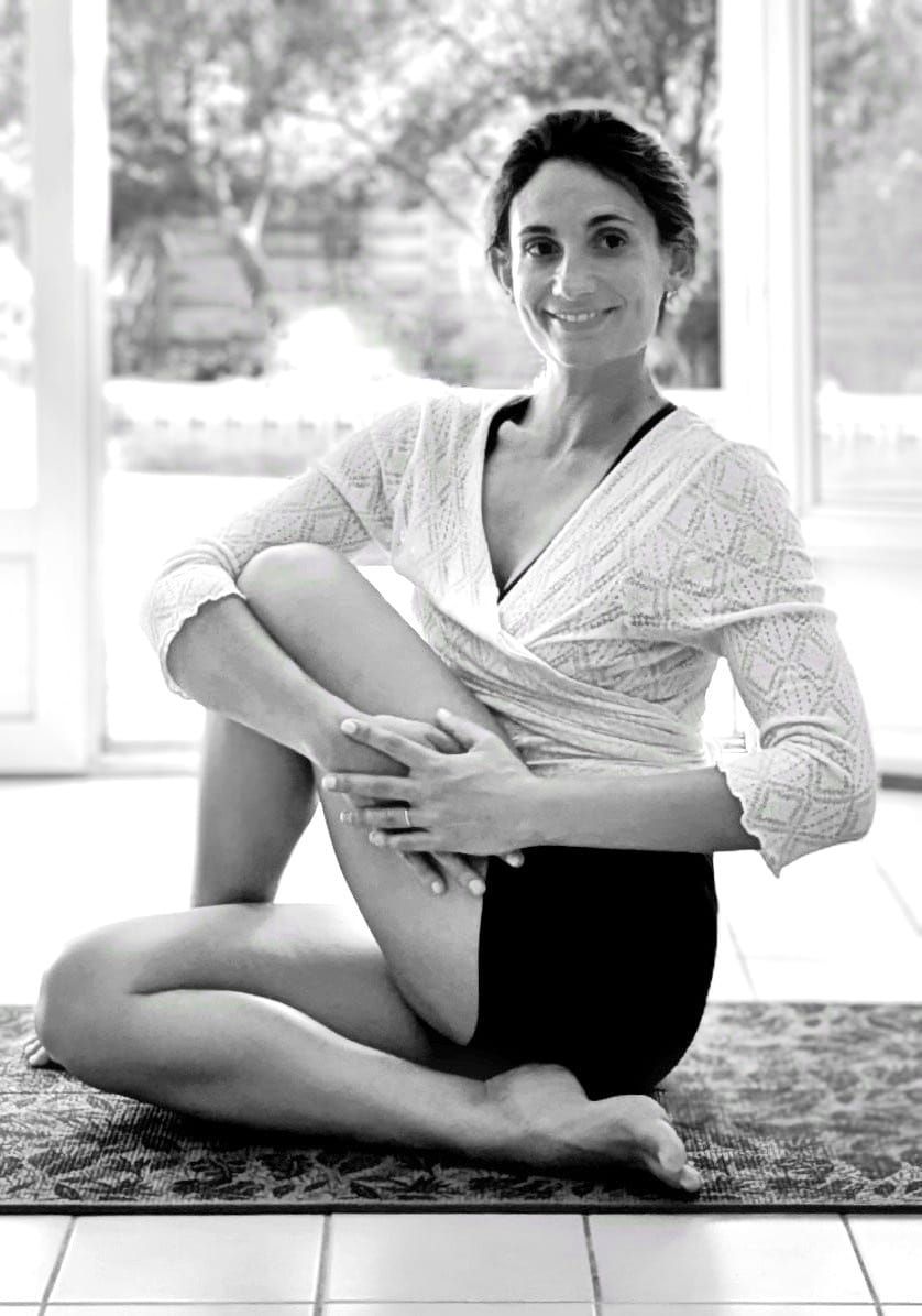 Portrait de la kiné qui anime les formations de yoga