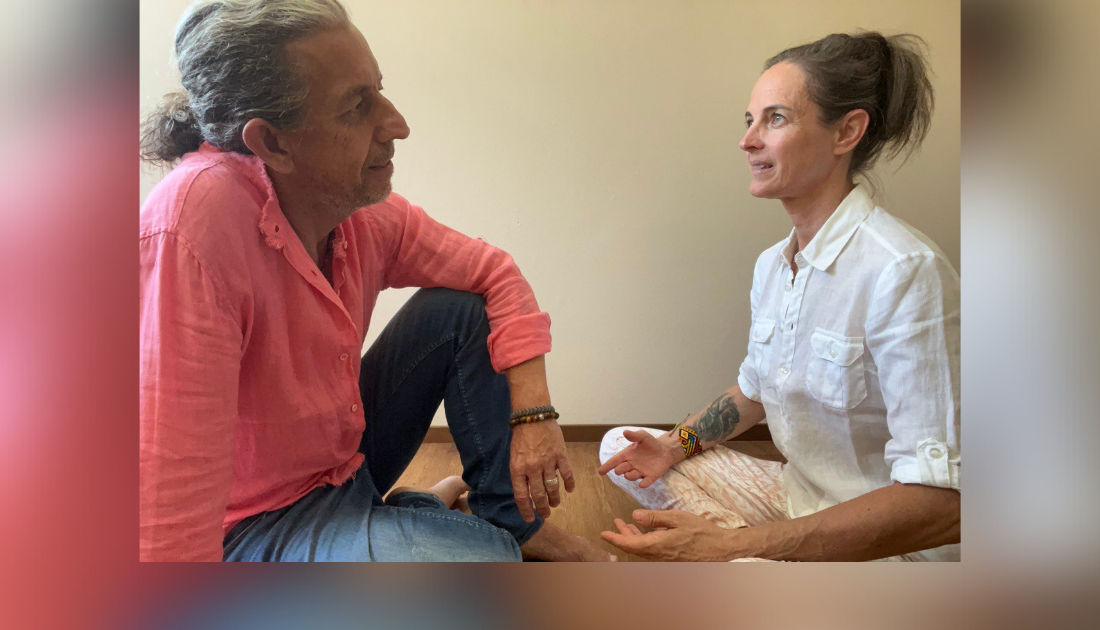 Zuhören und Kommunikation in der Beziehung die Nähe schafft