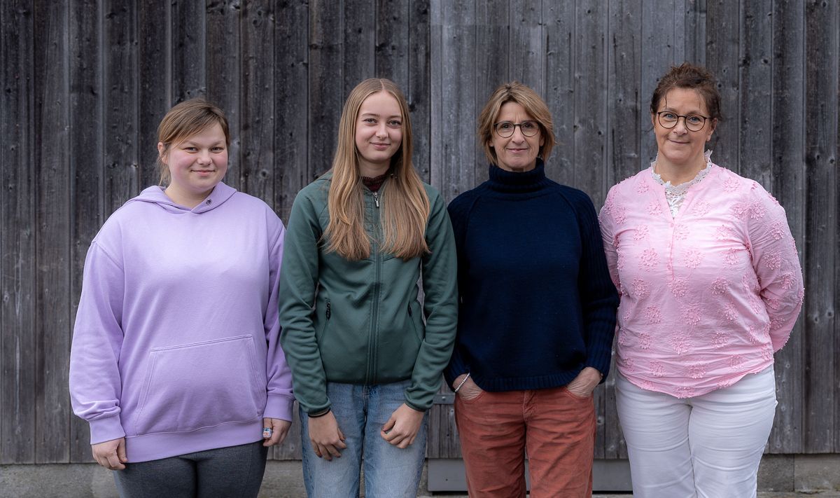 Gruppenbild der Erzieher:innen der Marienkäfergruppe