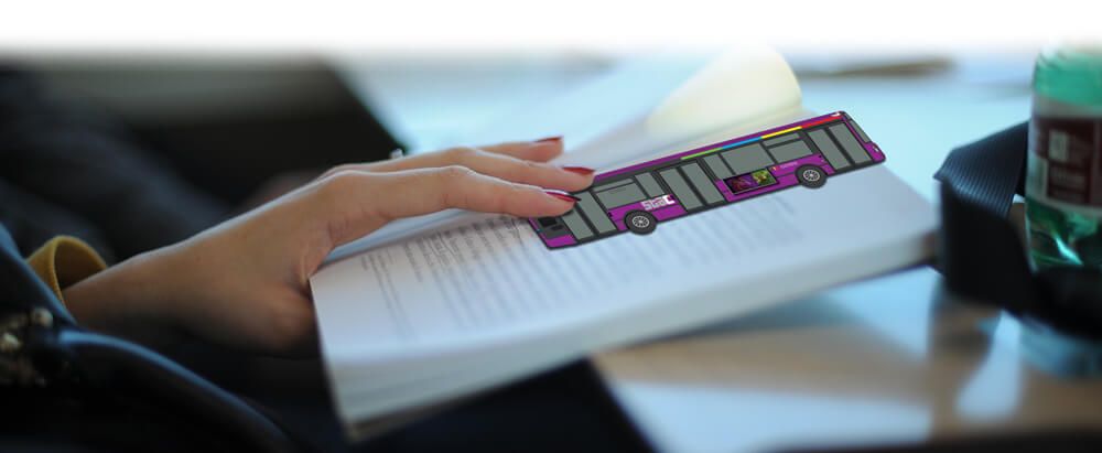 Marque pages publicitaire découpé personnalisé en carton recyclable train, bus, tramway, car