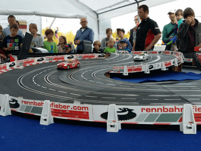 Carrerabahn Fahrsimulator Automotive Firmenjubiläum Berlin