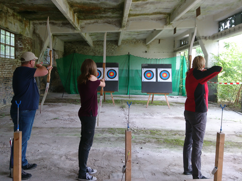 Bogenschießen Betriebsausflug Bunker Wünsdorf
