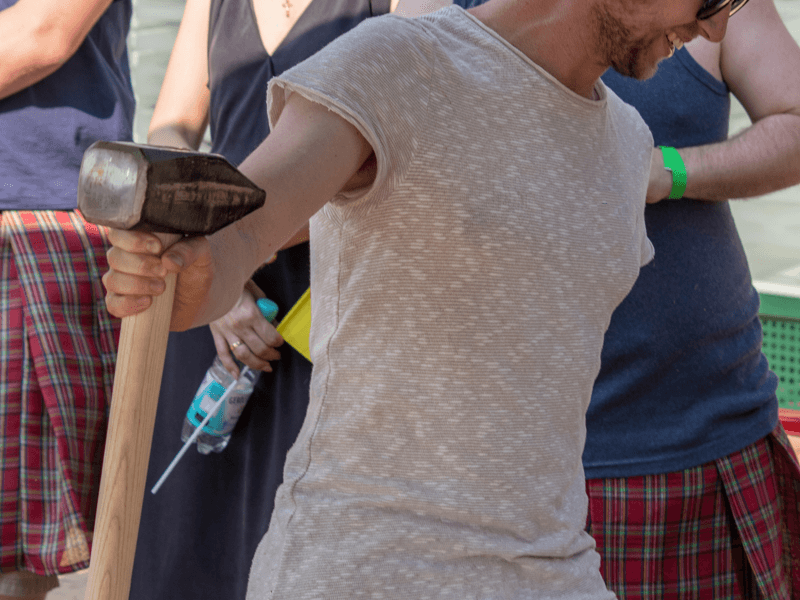 Firmenausflug Highland Games Hammer halten Brandenburg