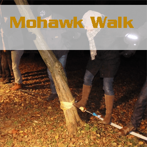 Outdoor Mohawk Walk Teamarbeit Teamtraining