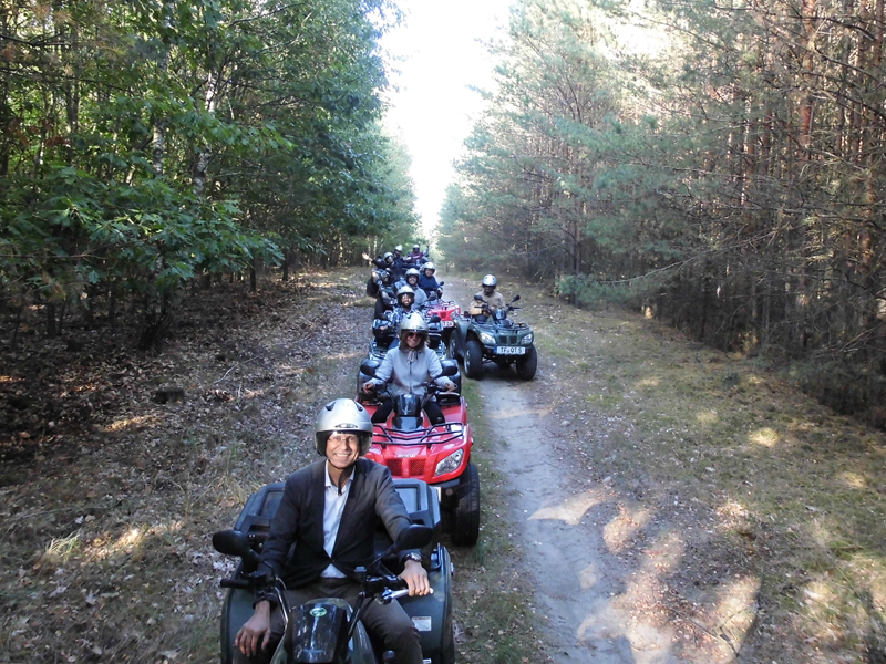 Mitarbeiter ausflug Quad Tour Spargelessen Brandenburg