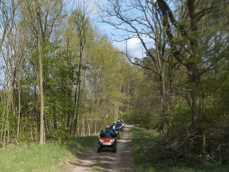 Teamausflug Sommerfest Quad fahren Kanutour Brandenburg