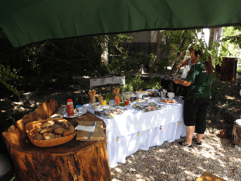 Sommerparty Teamspiele Catering Berlin Brandenburg Firmenausflug