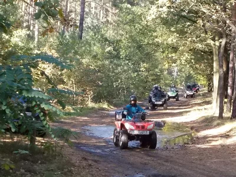 Quad fahren Brandenburg american way und Burger grillen