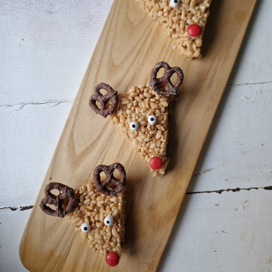 Christmas reindeer rice crispy cakes