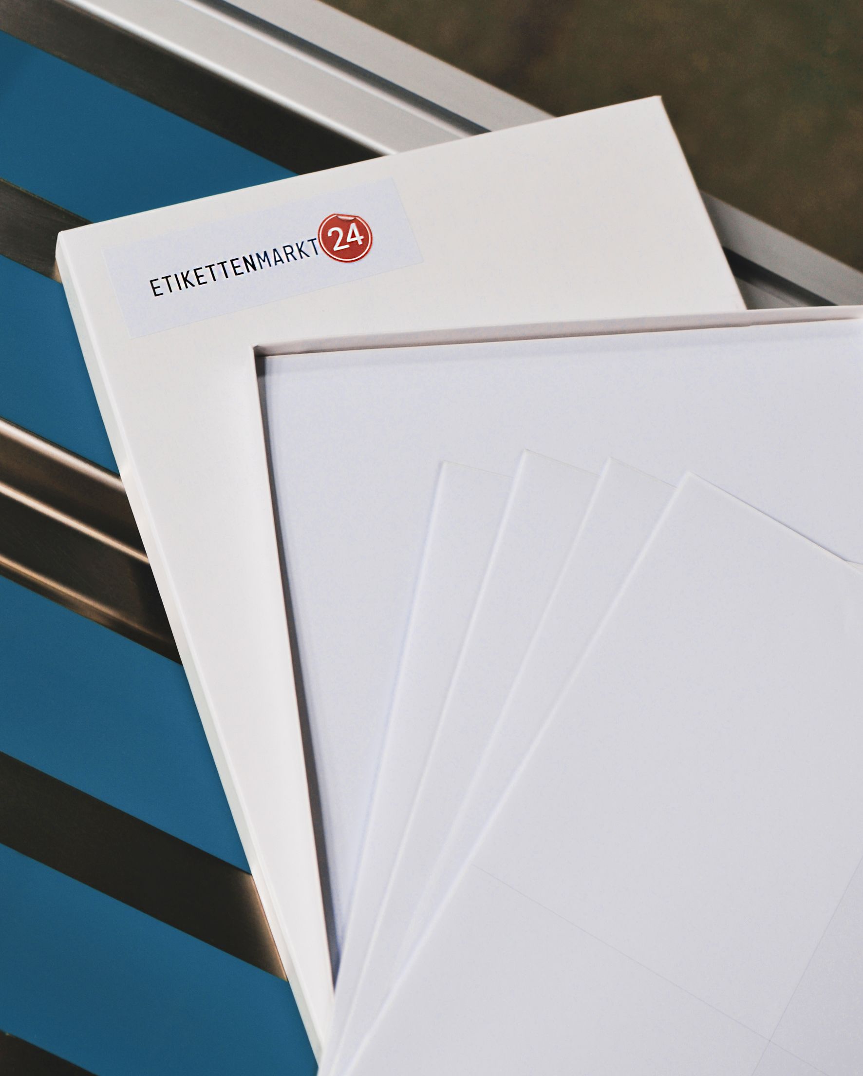 Etikettenmarkt24 Bogenware DinA4 Etikett im Karton Bogenetiketten Versandetiketten