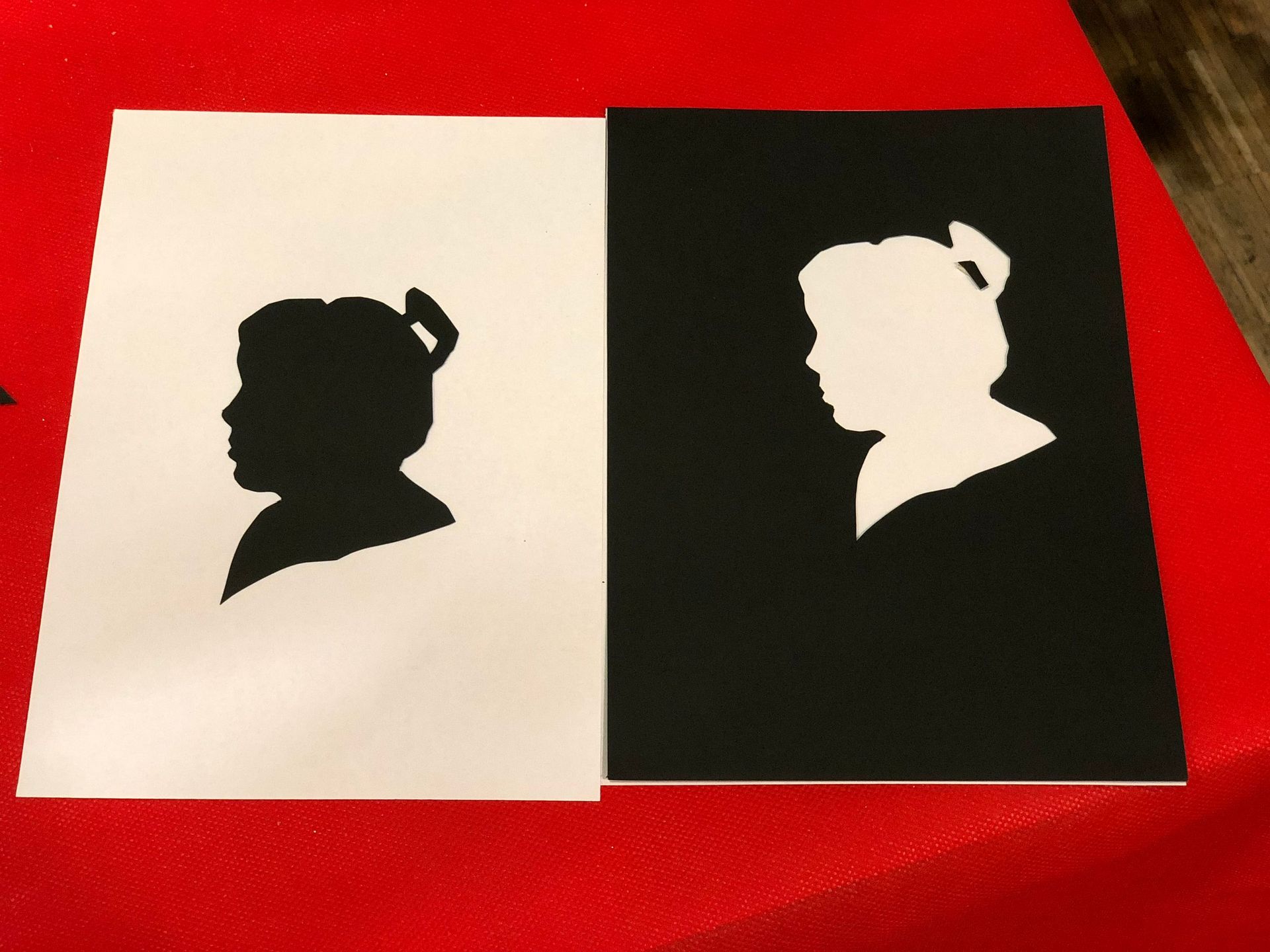 Silhouetiste et Portraitiste Silhouetiste et Portraitiste