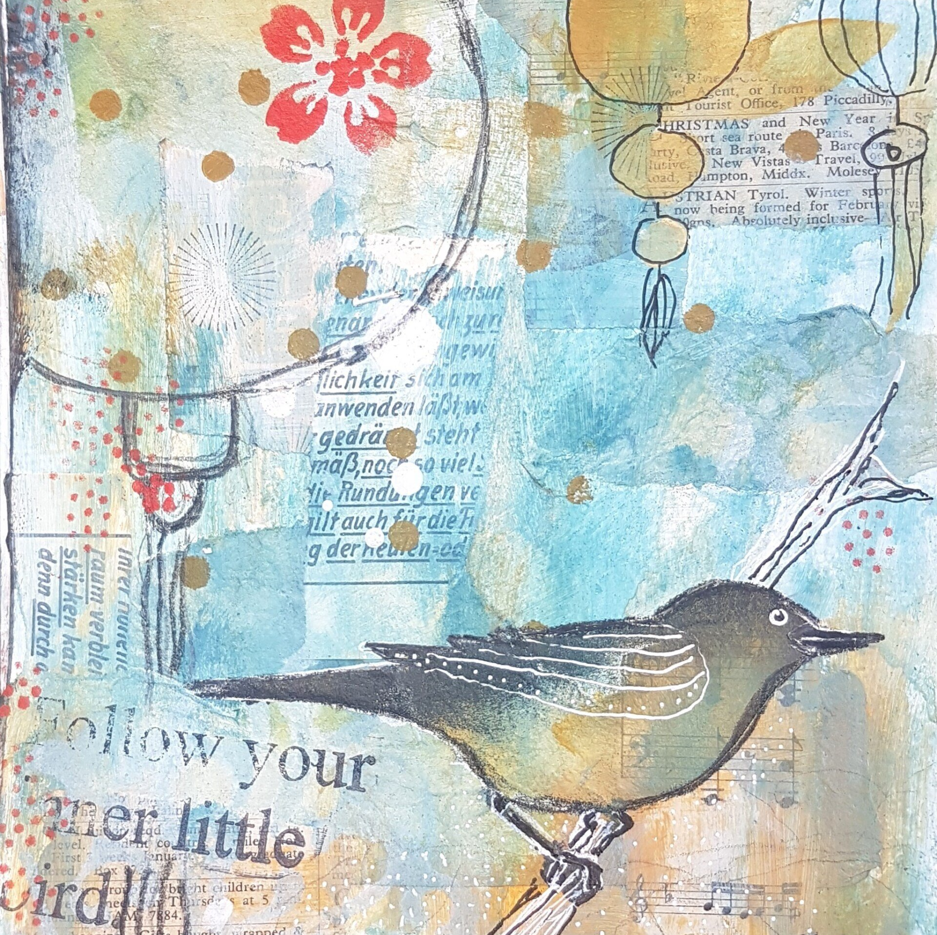 mixed media, Acrylfarbe auf Vintage-Papier. Vogel wurde mit Schablone gedruckt, mit Acrylfarbe übermalt