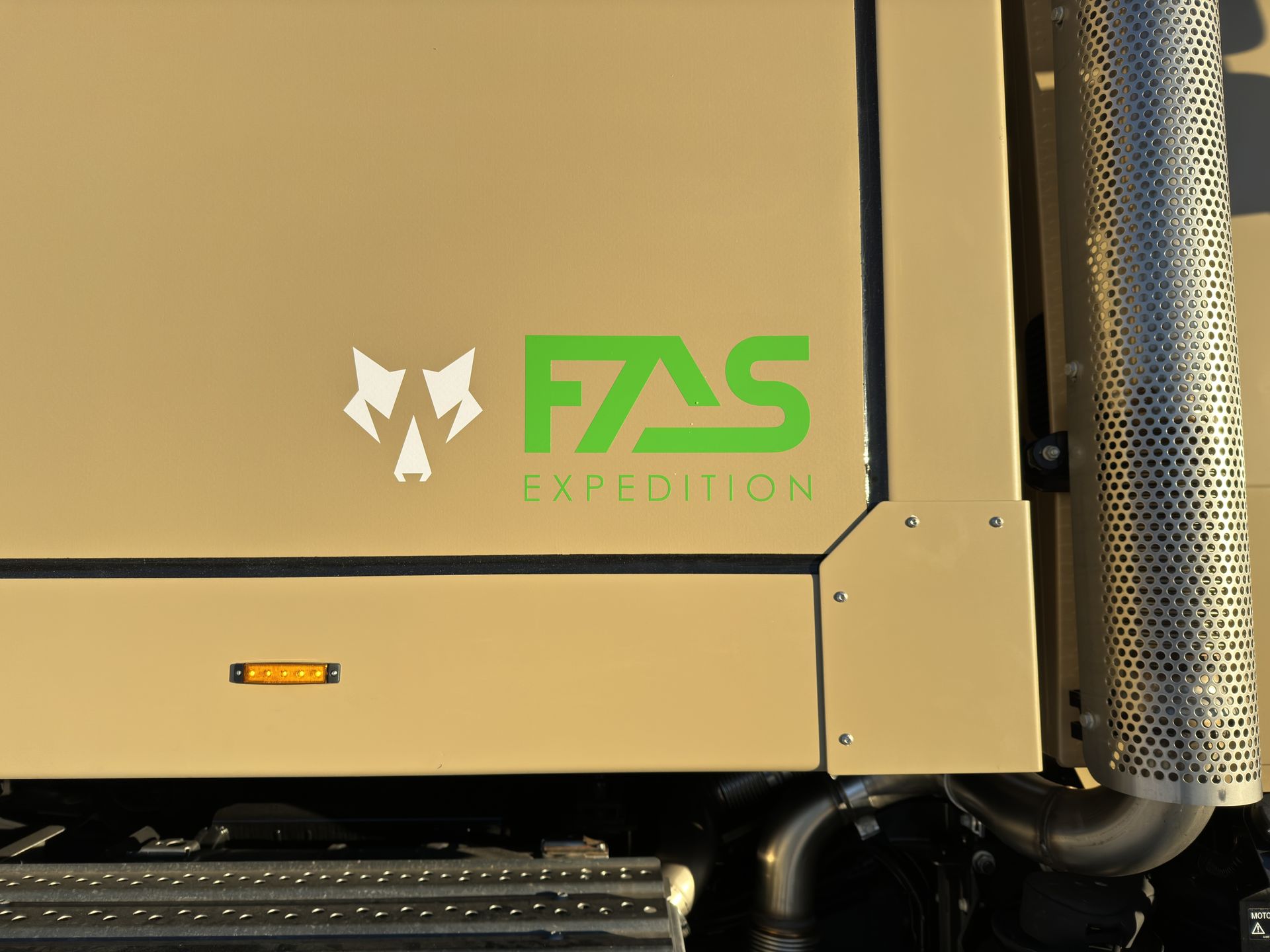 FAS Expedition Unimog U4023 U5023 mit Leerkabine Selbstausbau Reisemobil Expeditionsmobil