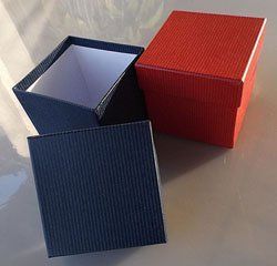 handkaschierte Stülpdeckelkartons. Auftragsfertigung bereits ab 20 Stück - finkhandel.de