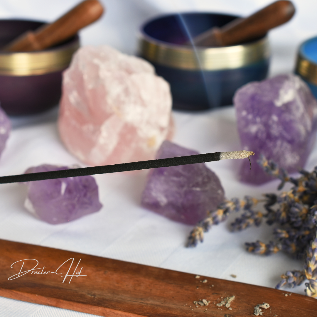 Räucherstäbchen mit Amethyst und Rosenquarz