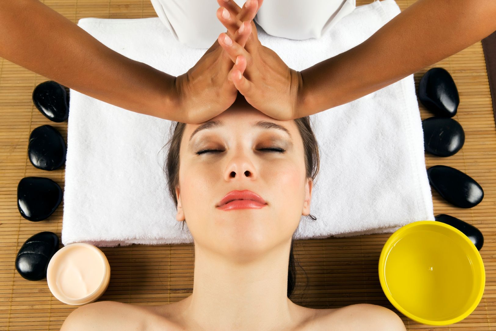 Massaggio Viso Mary's School