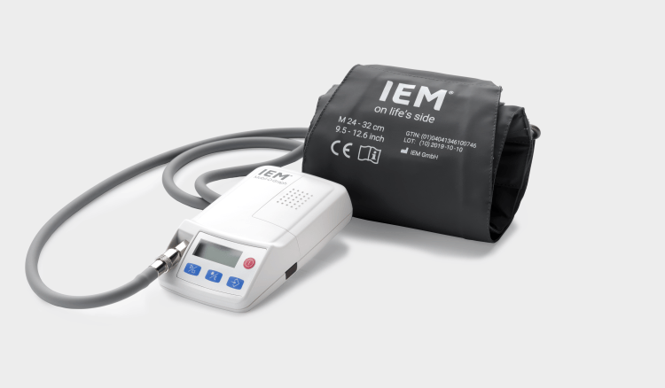 Ein Bild, Blutdruckmessgerät mit Oberarmmanschette