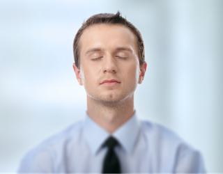 Ein Bild, Mann mit geschlossenen Augen, Business, Entspannung