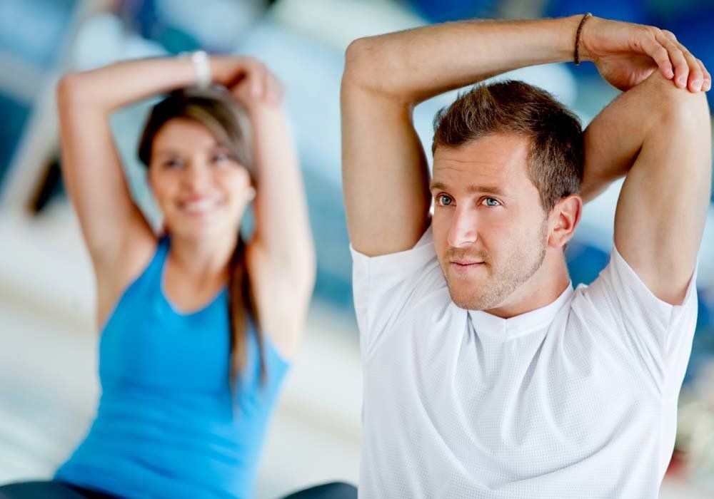 ein Bild, Mann und Frau, Dehnübungen